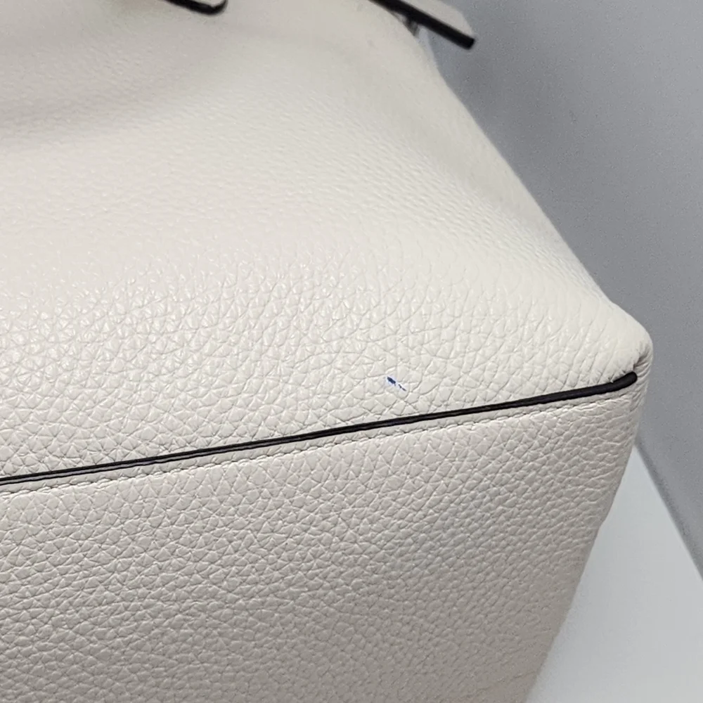 Authentic COACH Remi Satchel - Picture 6 of 16